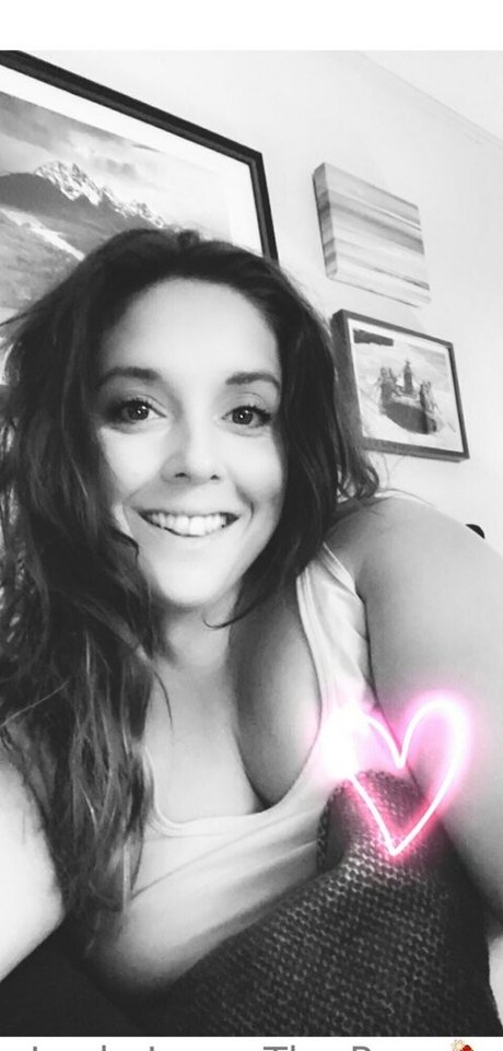 Layla Jones sex star img