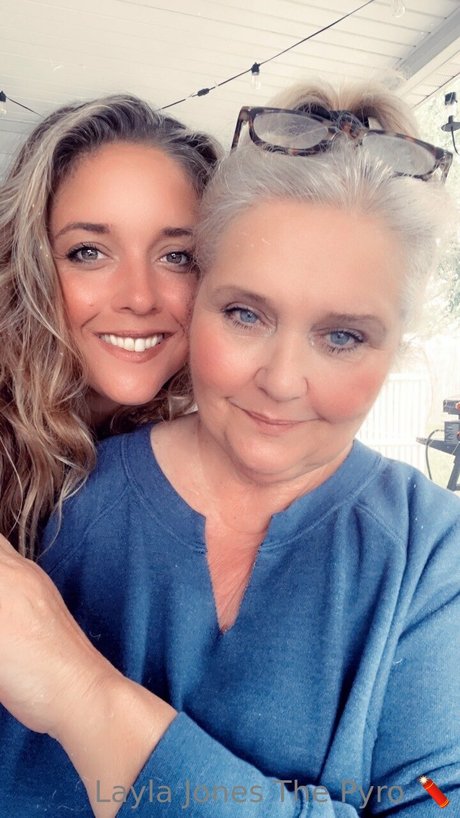 Layla Jones model art image