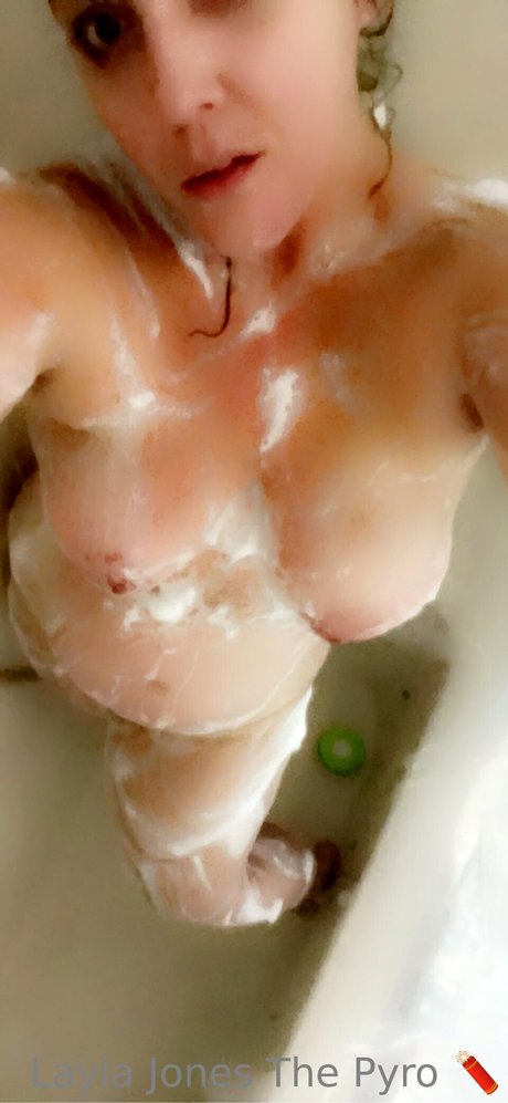 Layla Jones nude pornstar pic