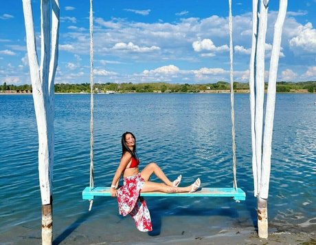 Lia Ponce Profile pic