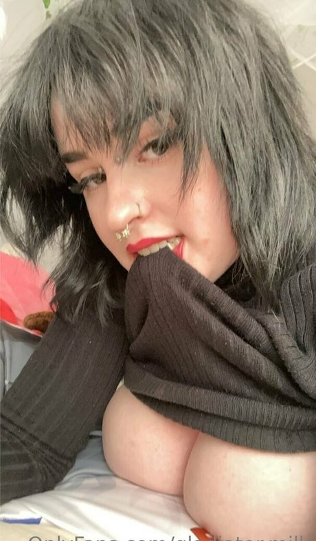 Lulunalax free pornstar img