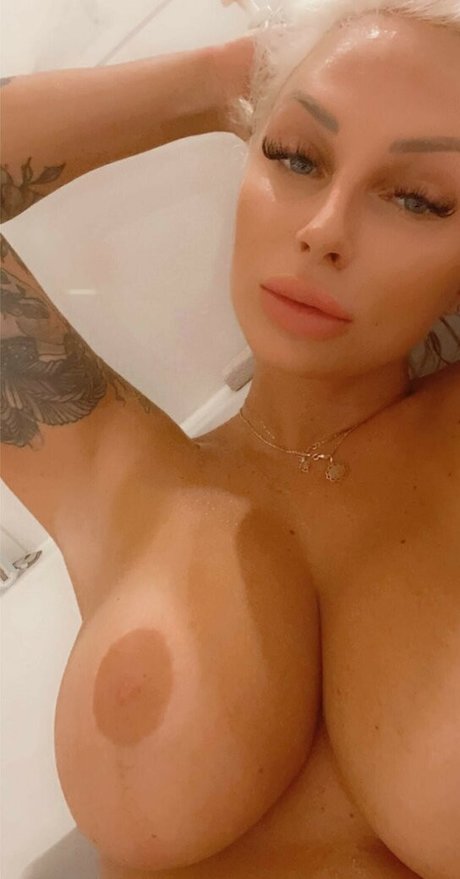 Megan Hudson xxx star image