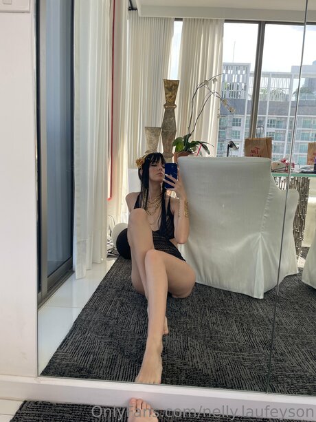 Nelly Laufeyson star best picture