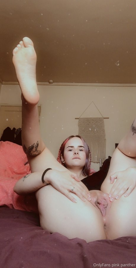 Pinkfingers erotic star pic