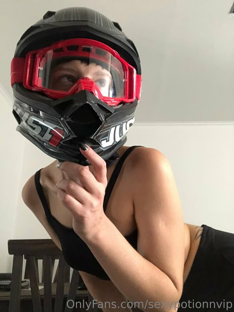 Valen Vip art pornstar photos