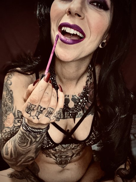 Wickedwitchypoo star pornographic photo