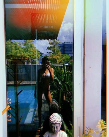 zoey cks nice actress picture