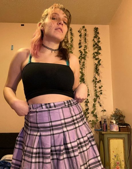 blonde yoga onlyfans hot images