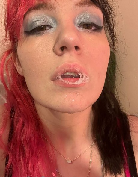 zoeybenzz pornstar nice pictures