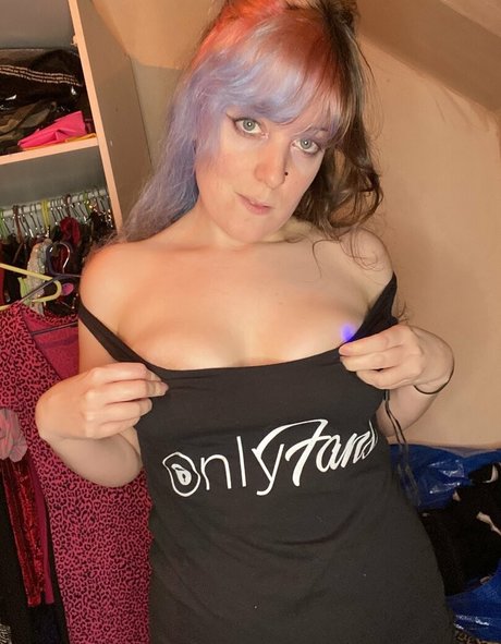 zombieciz xxx model pictures