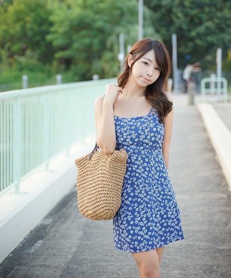 Zoeso erotic model images