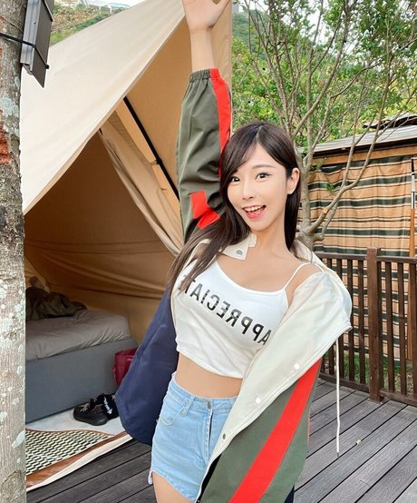 Zoeso model free gallery