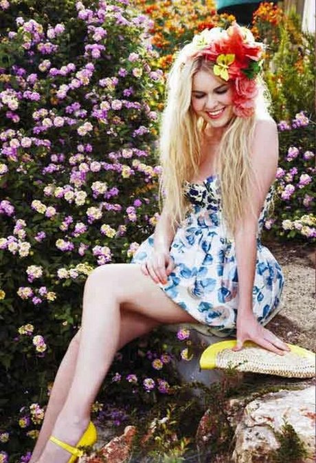 Zoe Salmon nice model pic