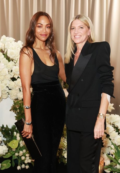 Zoe Saldana model adult pics