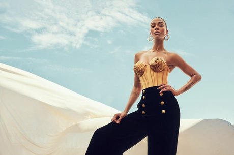 Zoe Saldana sex actress archive