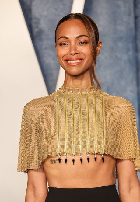 Zoe Saldana nudes star image