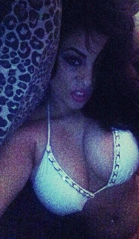 Zoe Leanne Cooper nudes actress gallery