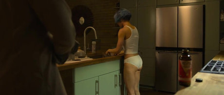 Zoe Kravitz star nude images