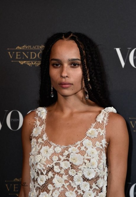 Zoe Kravitz naked actress image
