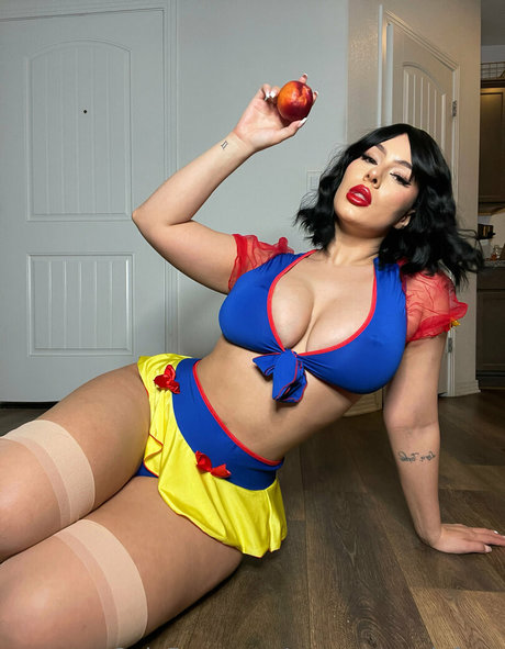 zoereneaonlyfans model free archive