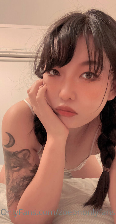 zoeononlyfans nudes model galleries