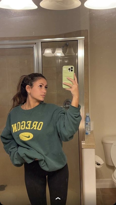 Zoe Fergurson beautiful actress photos