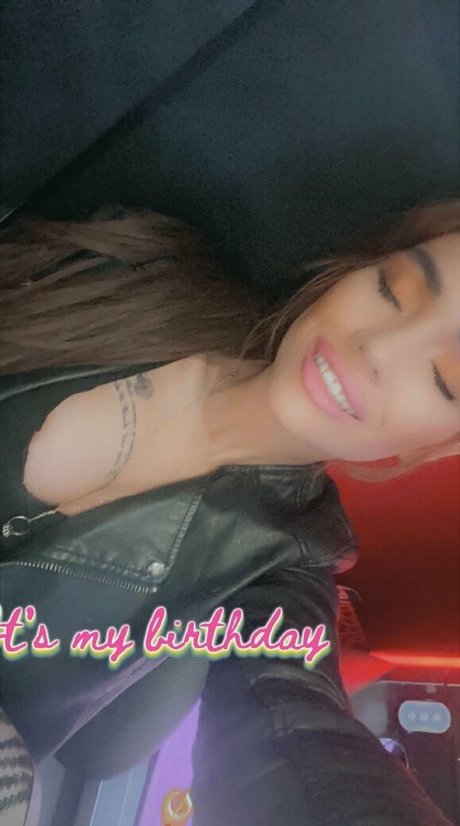 zoee12 pornstar exclusive picture