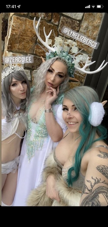 Zerggiee Cosplay hot pornstar pic