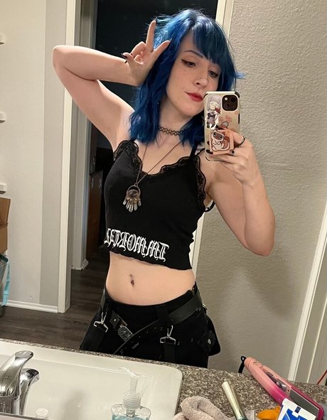 zerggiee pretty model photos