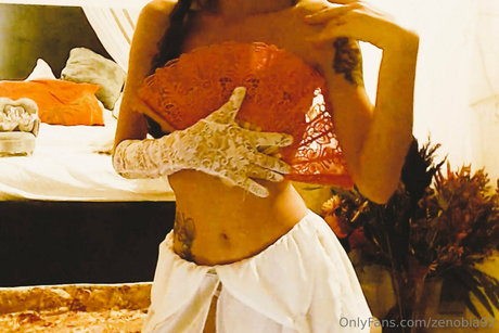 zenobia92 perfect actress pics