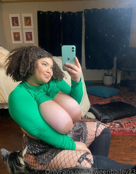 Kweenbailey23 art pornstar photo