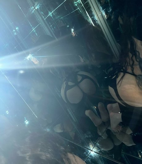 _estherng pornstar adult image