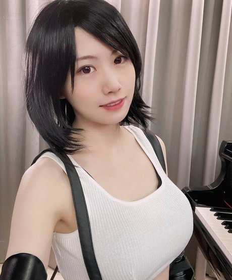 Rus Piano model porn pictures