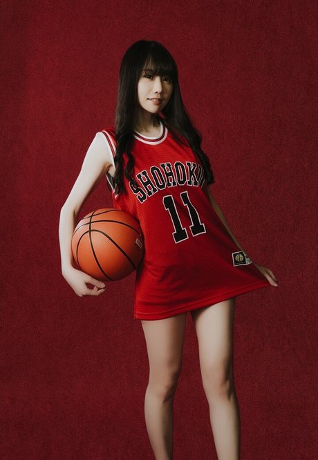 Rus Piano model sexy pictures