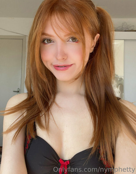 SayumeMii hot star pics