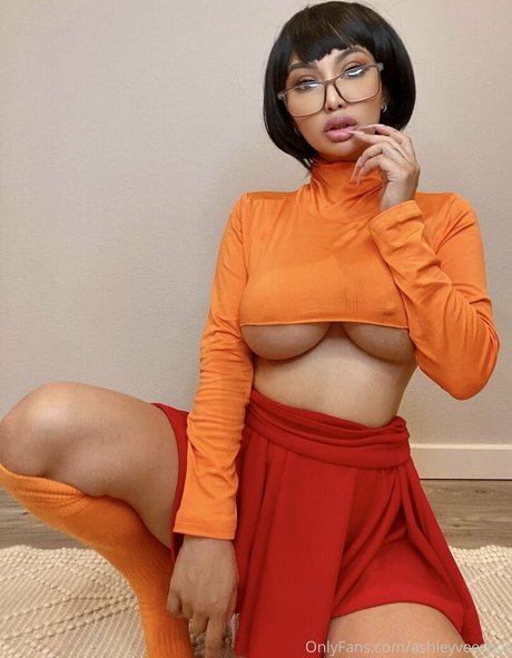 Ashley Vee star hot gallery