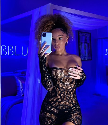 Anabella Carrasco pornstar adult photos