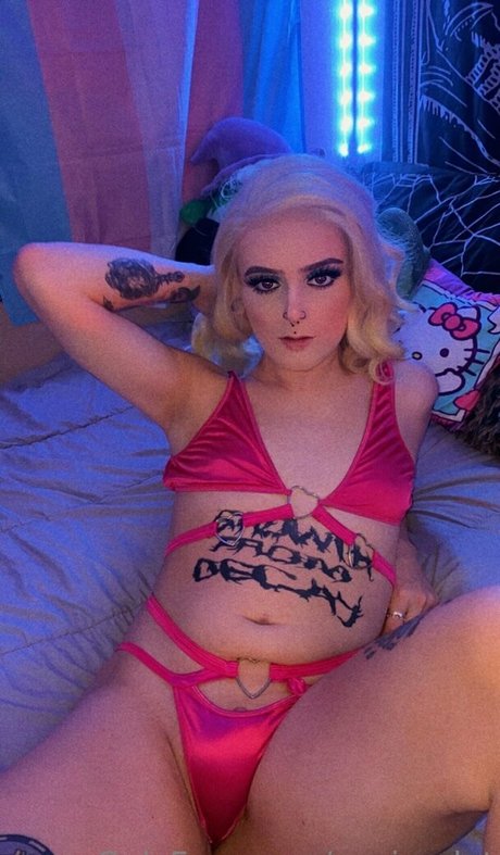 veeisaslut pornstar nudes photo