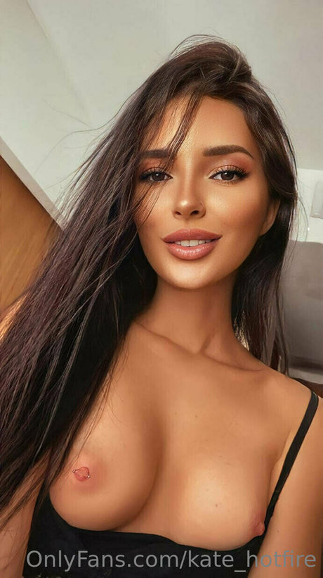 kate hotfire star nude photo