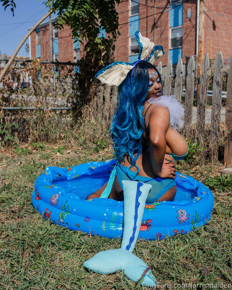 farrismaiden pornstar hot picture