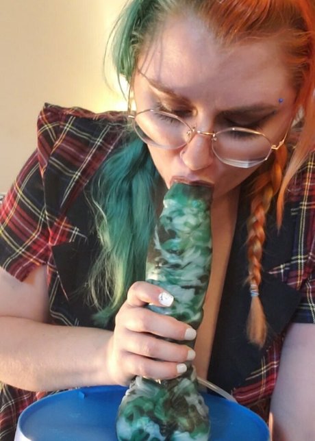 peachykeenstine22 model pornographic pictures