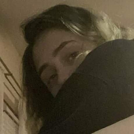 itstaylorhall sexy actress gallery