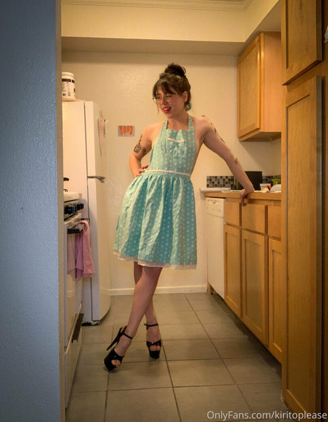 kiritoplease pretty model pic