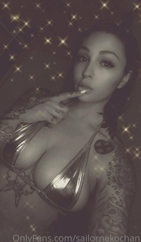 sailornekochan xxx model picture