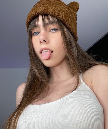 IJenz nice actress archive