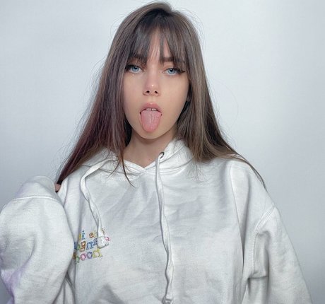 IJenz pornstar hot photos