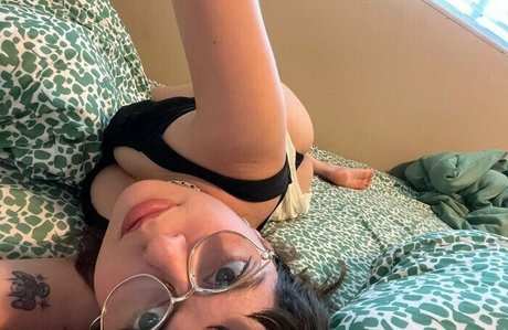 Wide Eyes hd star picture