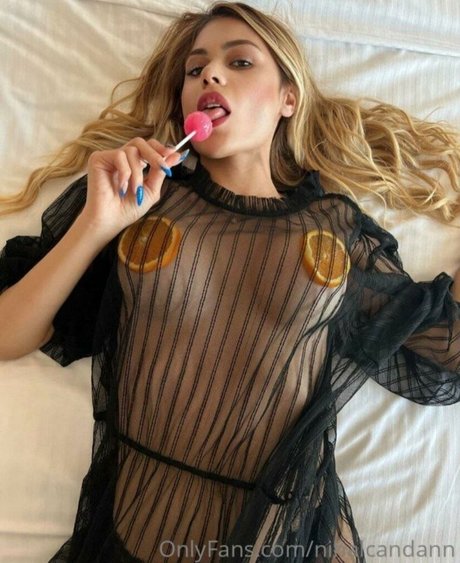 Nihal Candan pornstar free picture