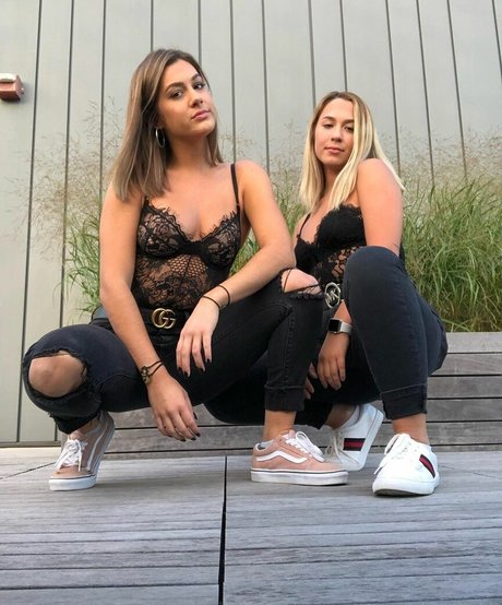 Maria Fiore art model photo