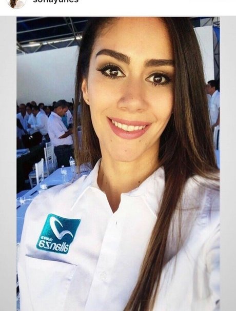 Sofia Yunes high quality star photo